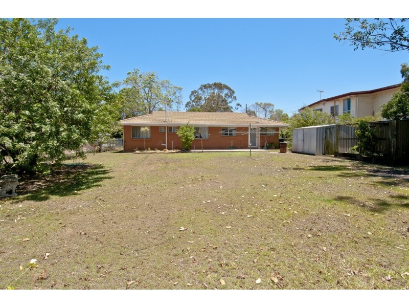 18 Catalina St, Loganlea QLD 4131