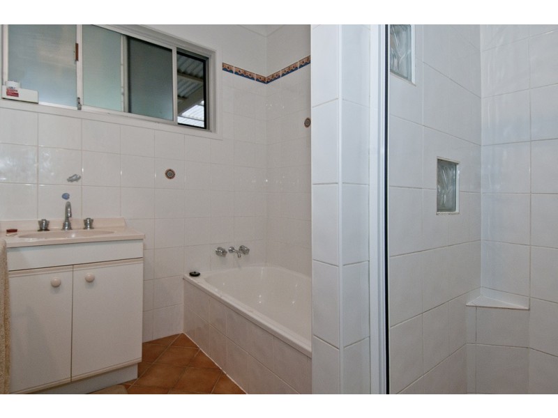 6a Sheridan Cres, Shailer Park QLD 4128