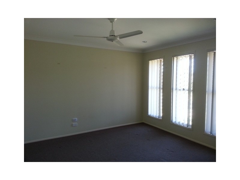 17 Vista Circuit, Bahrs Scrub QLD 4207