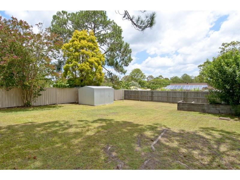 7 Moore St, Loganlea QLD 4131