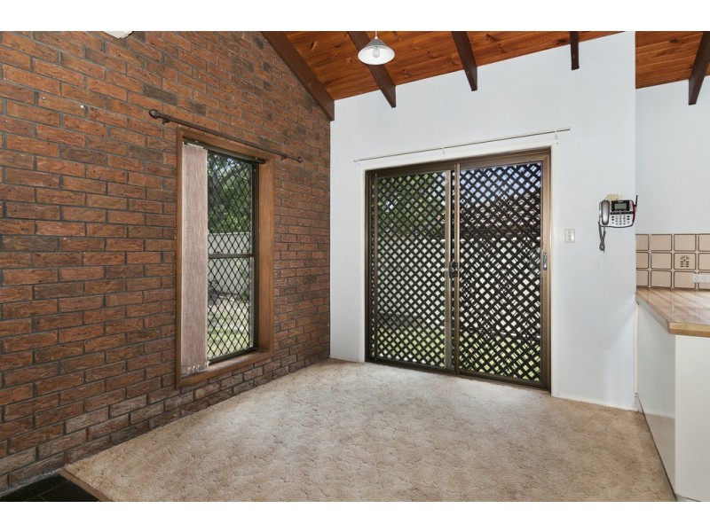 7 Moore St, Loganlea QLD 4131