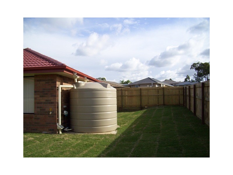 5 Kite Crescent, Eagleby QLD 4207