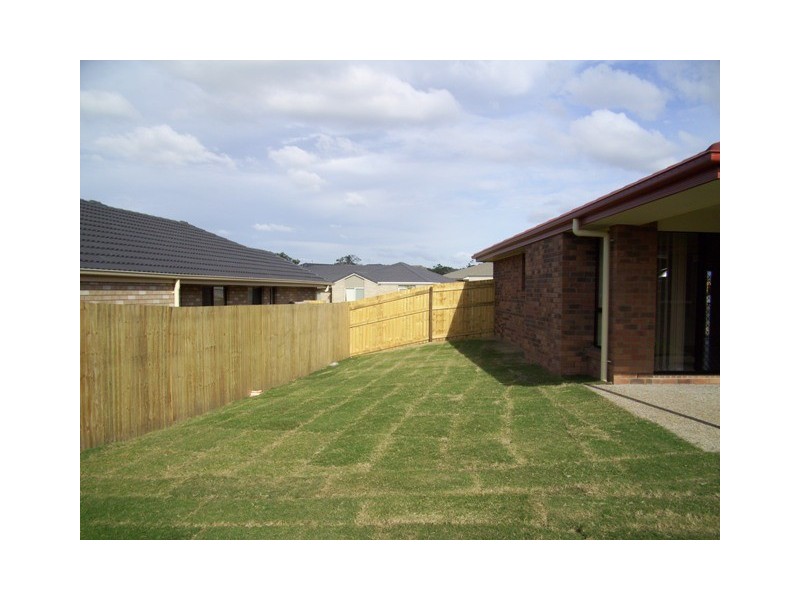 5 Kite Crescent, Eagleby QLD 4207