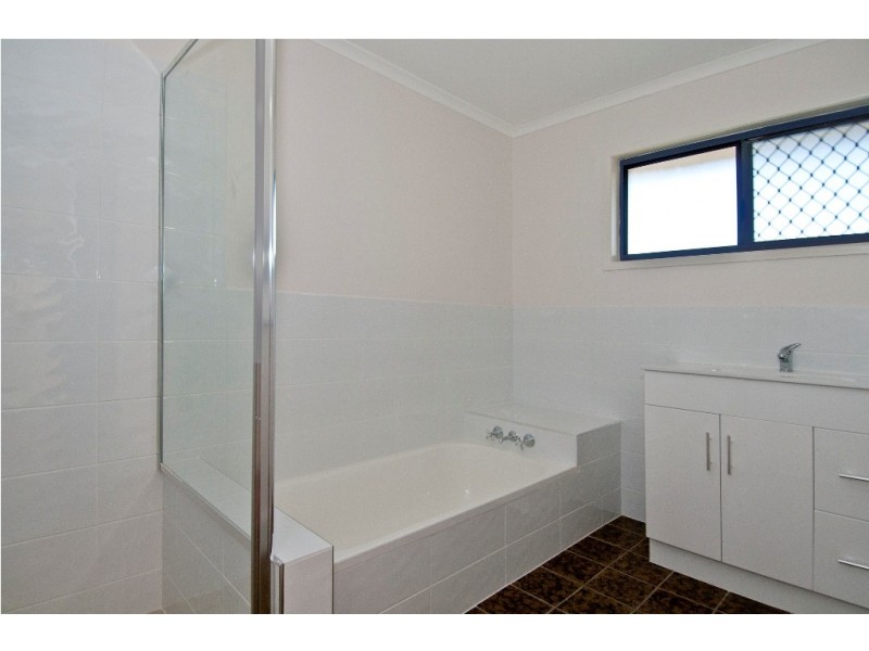 907 Kingston Road, Waterford West QLD 4133