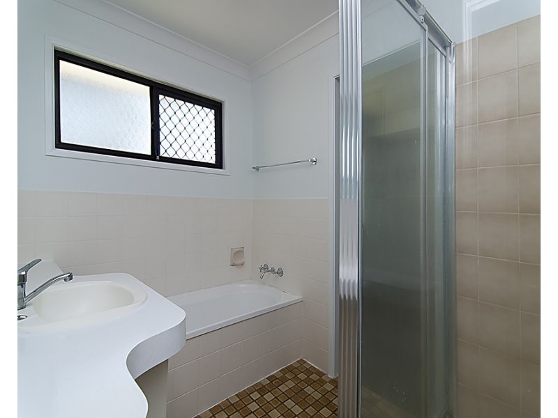 18 Royena Court, Crestmead QLD 4132