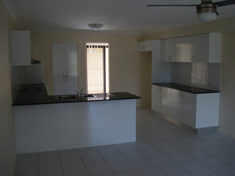 26 Starling Street, Loganlea QLD 4131