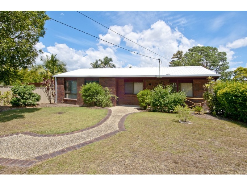 11 Moore St, Loganlea QLD 4131