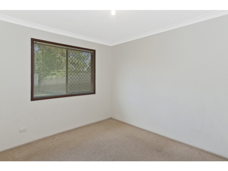 11 Moore St, Loganlea QLD 4131