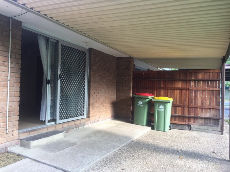 2/92 Station Road, Loganlea QLD 4131