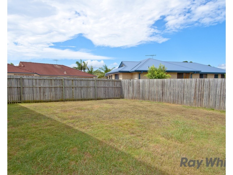 13 Lake Cooloola Crt, Logan Reserve QLD 4133