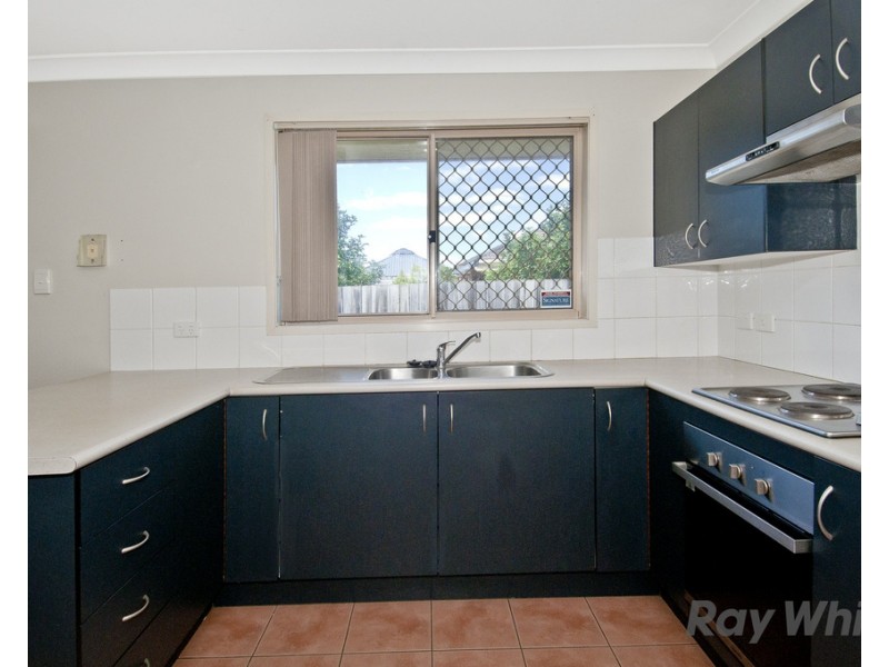 13 Lake Cooloola Crt, Logan Reserve QLD 4133