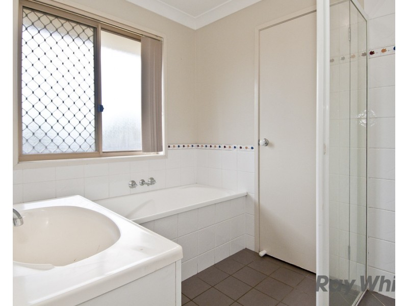 13 Lake Cooloola Crt, Logan Reserve QLD 4133