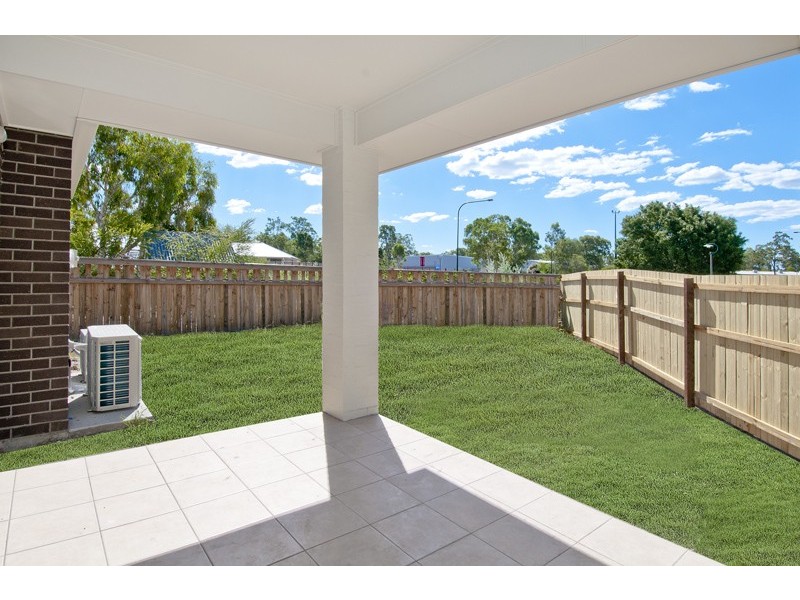 2 Dahlia Close, Jimboomba QLD 4280