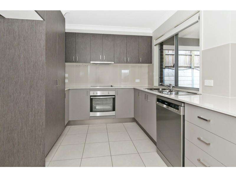 27 Nova Street, Waterford QLD 4133