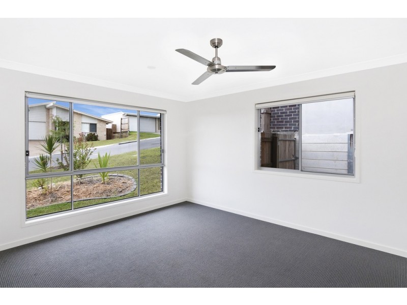 27 Nova Street, Waterford QLD 4133