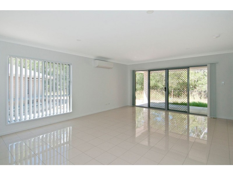 10 Dahlia Close, Jimboomba QLD 4280