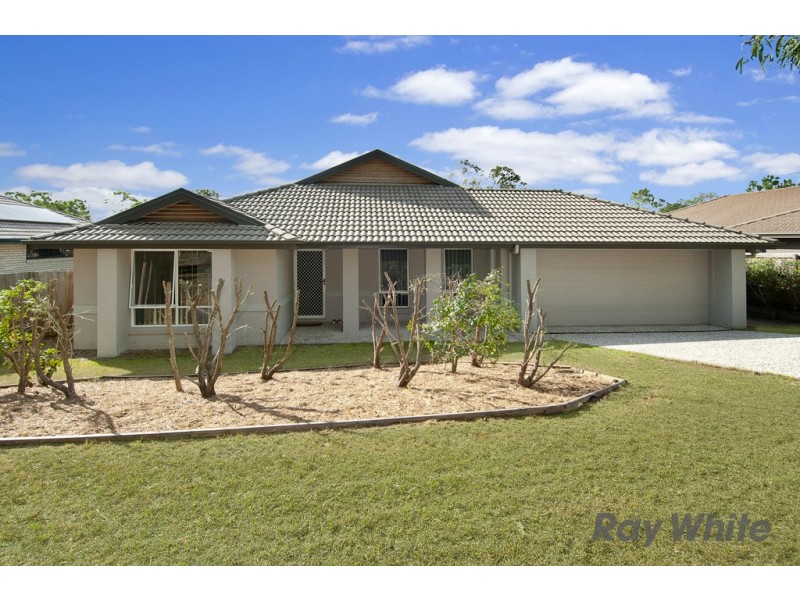 13 Goldsborough Pde, Waterford QLD 4133
