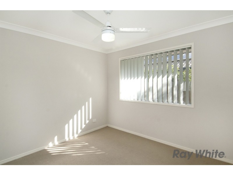 13 Goldsborough Pde, Waterford QLD 4133