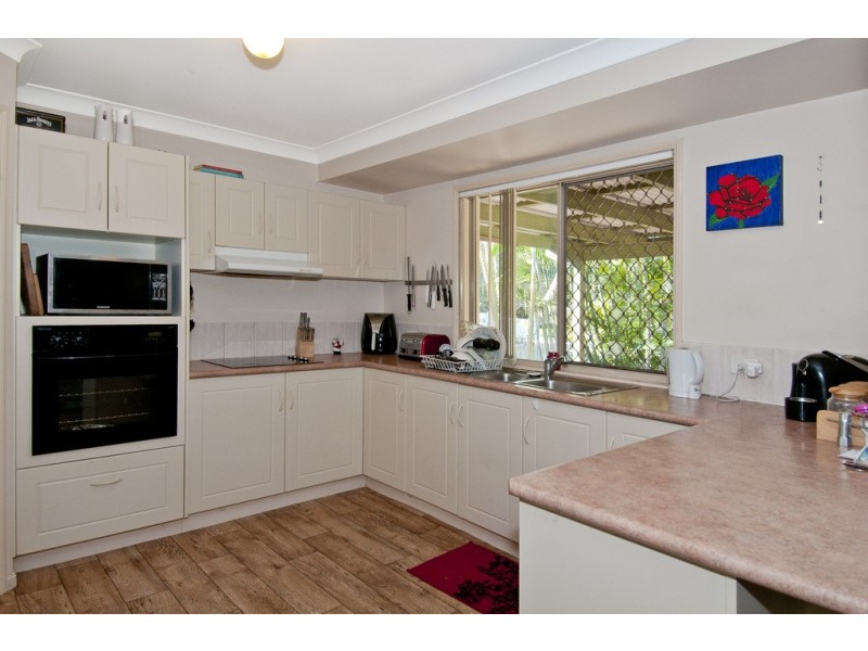 61 Katrina Cres, Waterford West QLD 4133