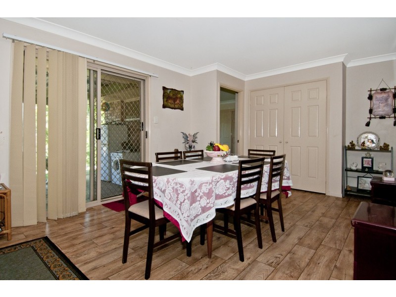 61 Katrina Cres, Waterford West QLD 4133