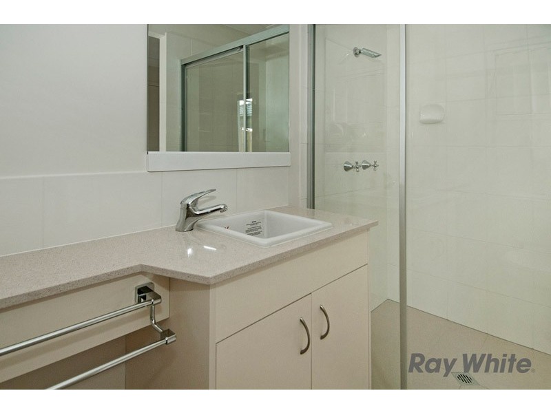 Room 4, 78 South Quarter Drive, Loganlea QLD 4131