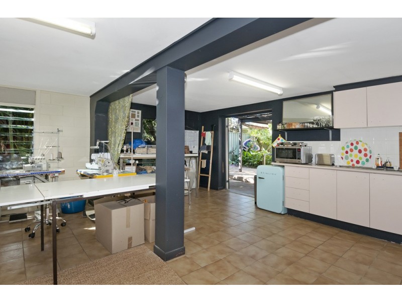 16 Catalina St, Loganlea QLD 4131