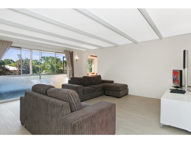 16 Catalina St, Loganlea QLD 4131