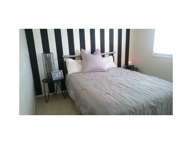 16 Catalina St, Loganlea QLD 4131