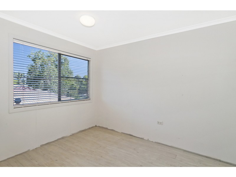 16 Catalina St, Loganlea QLD 4131