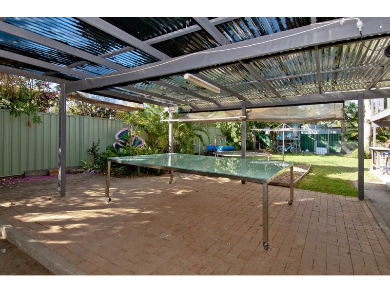 16 Catalina St, Loganlea QLD 4131