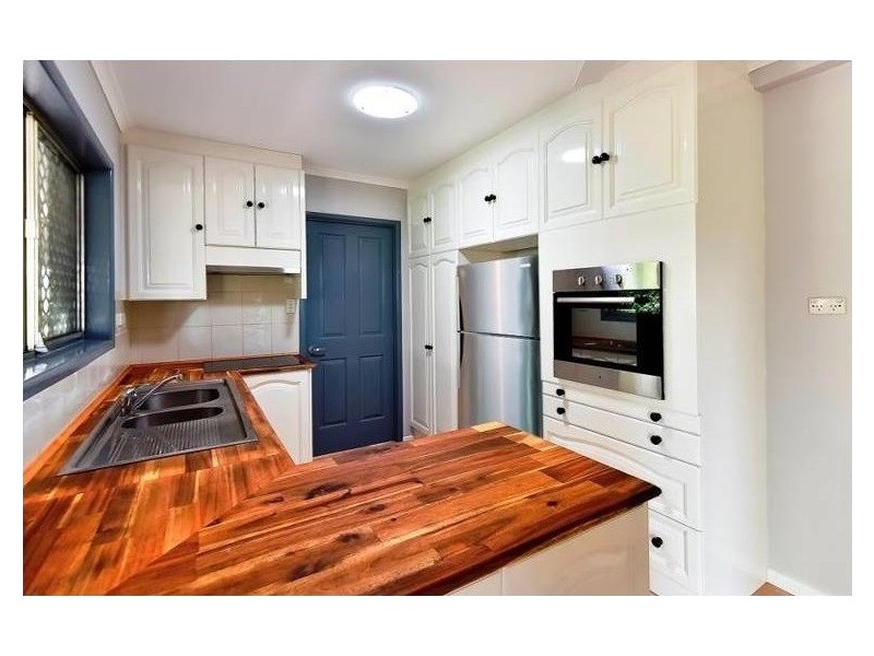 5 Evergreen Ave, Loganlea QLD 4131