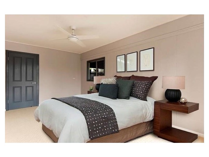 5 Evergreen Ave, Loganlea QLD 4131