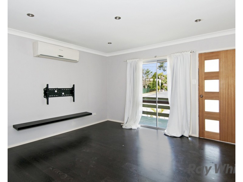 35 Ashvale St, Kingston QLD 4114