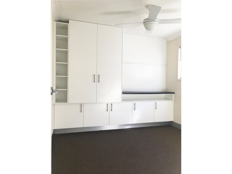 8a Keys Street, Loganlea QLD 4131