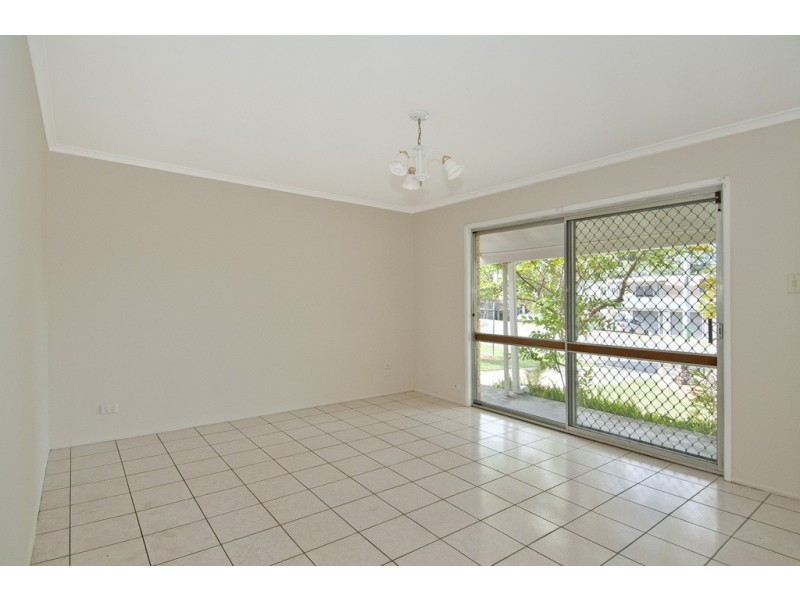 18 Anthony Street, Kingston QLD 4114