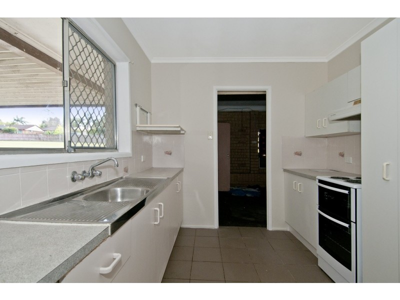 18 Anthony Street, Kingston QLD 4114