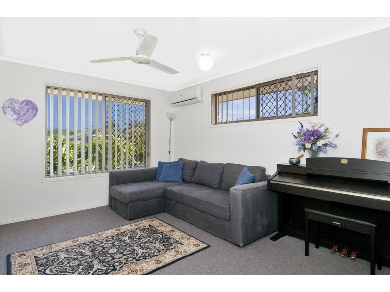 39 Waters St, Waterford West QLD 4133