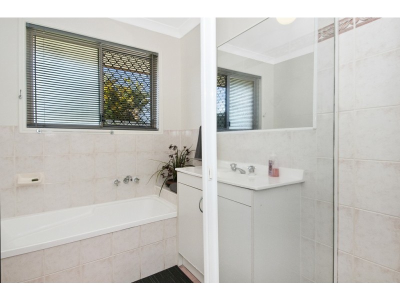 39 Waters St, Waterford West QLD 4133