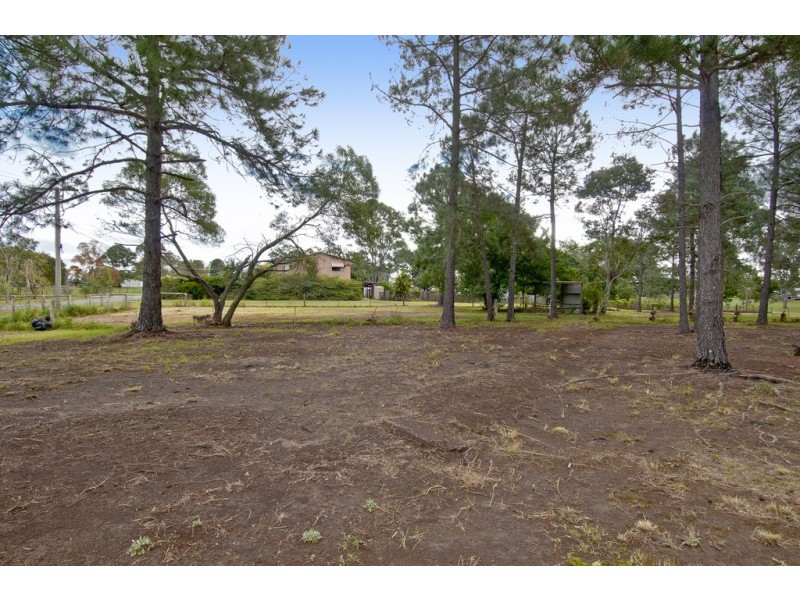 26 and 28 Williams Street, Waterford QLD 4133