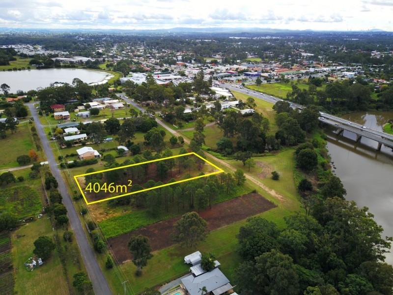 26 and 28 Williams Street, Waterford QLD 4133
