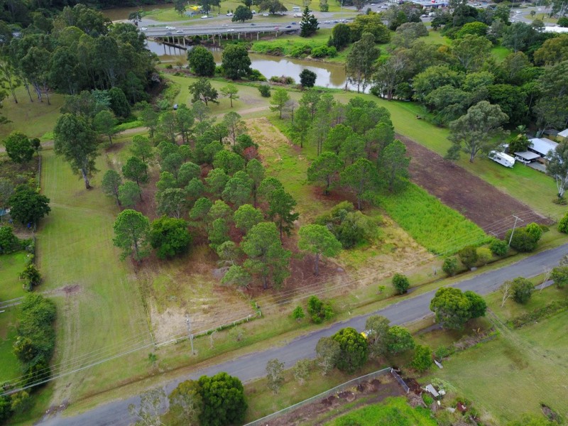 26 and 28 Williams Street, Waterford QLD 4133