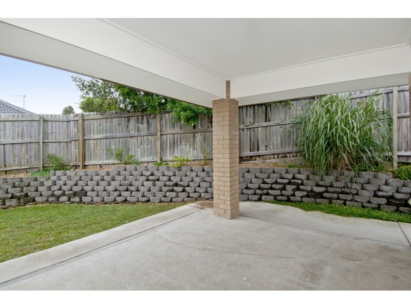 8 Wollumbin Crescent, Waterford QLD 4133