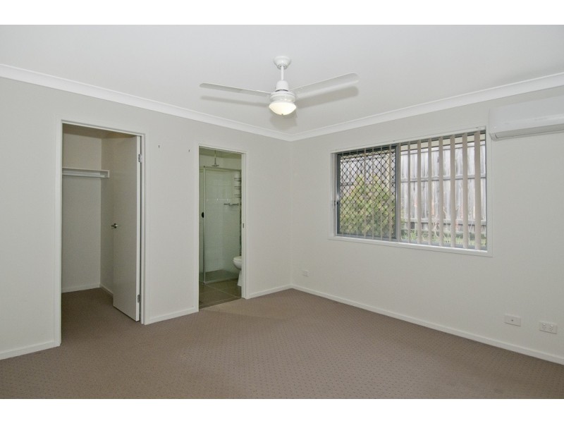 8 Wollumbin Crescent, Waterford QLD 4133