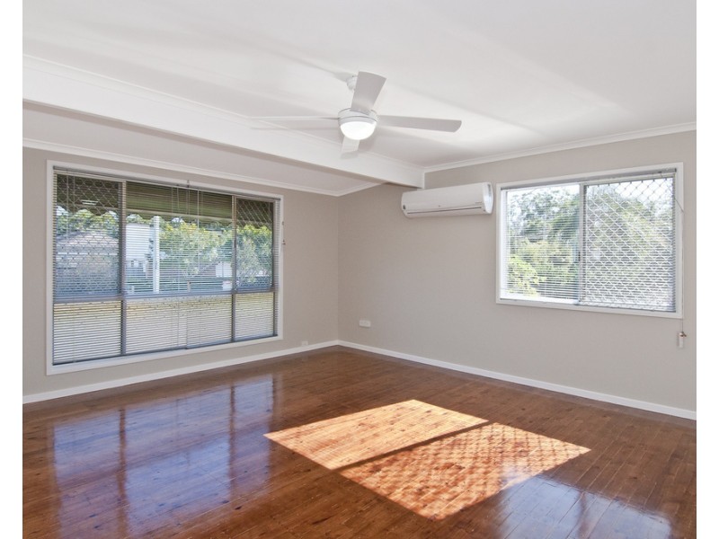 33 Dehlia Street, Marsden QLD 4132