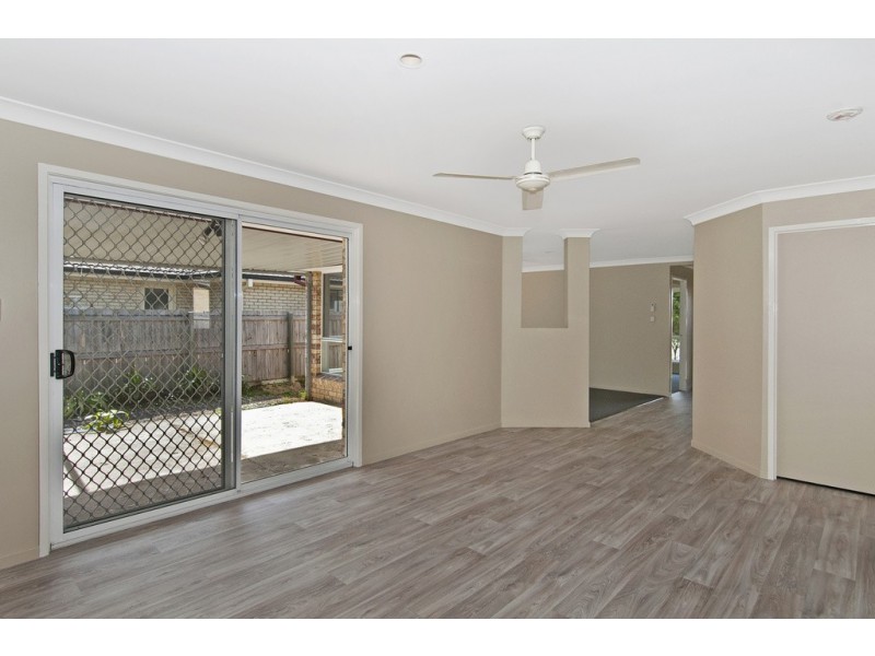 13 Lake Cootharaba Pl, Logan Reserve QLD 4133