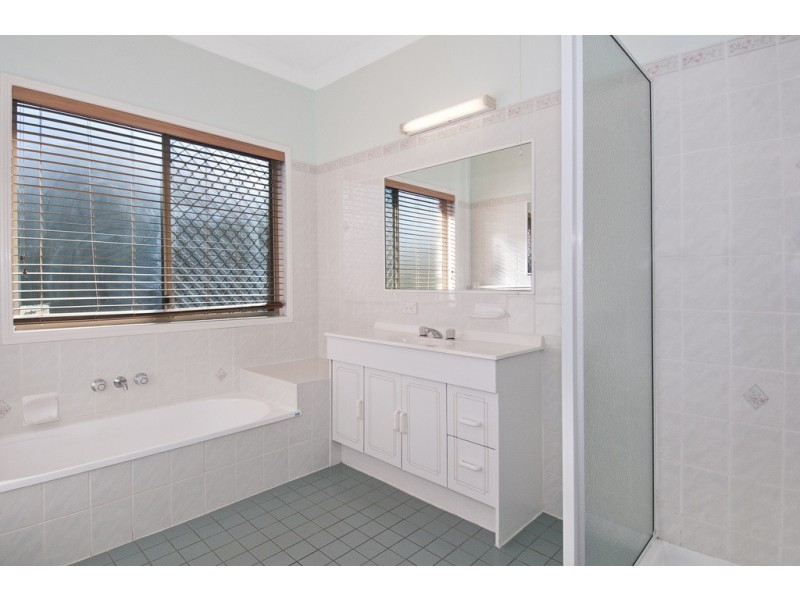 920 Kingston Rd, Waterford West QLD 4133