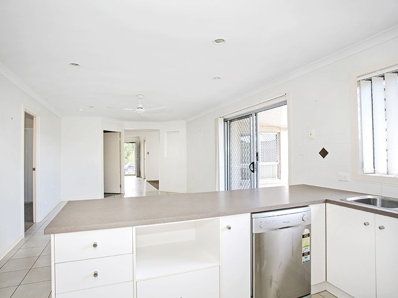 3 Somerset Terrace, Holmview QLD 4207