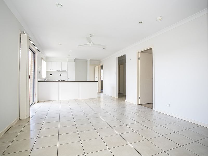 3 Somerset Terrace, Holmview QLD 4207