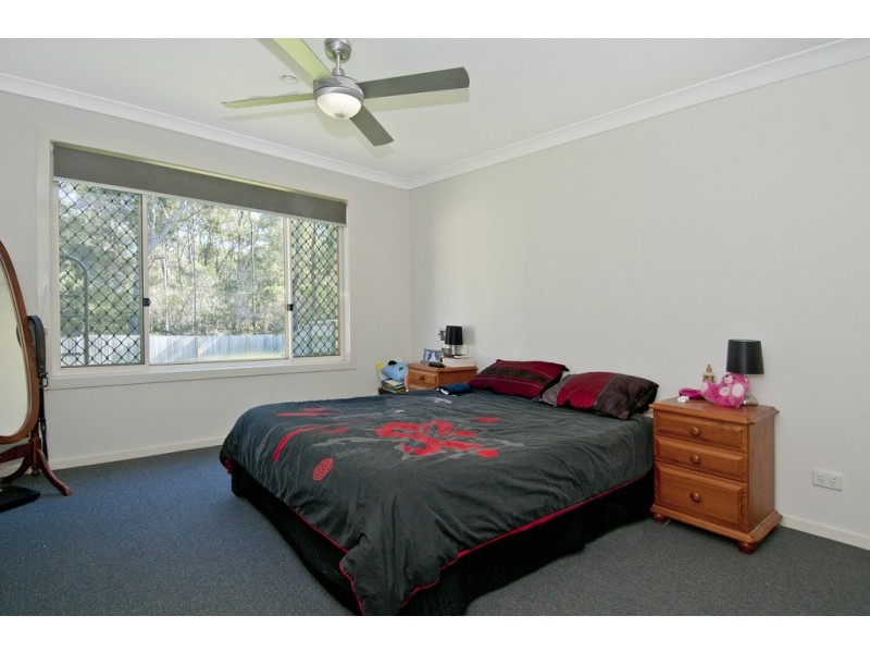 1 Lake Cootharaba Place, Logan Reserve QLD 4133