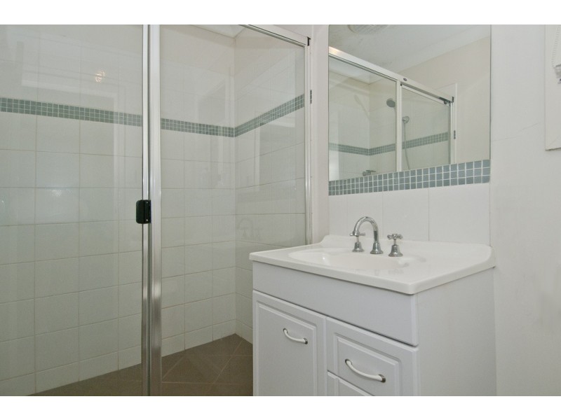 1 Lake Cootharaba Place, Logan Reserve QLD 4133